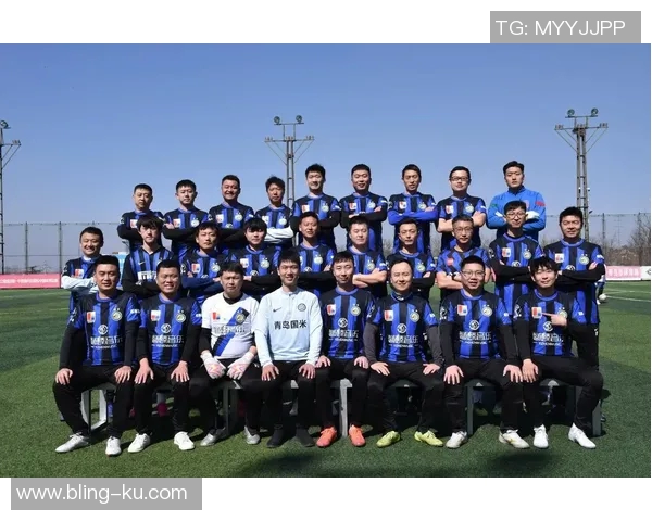 蓝黑球迷欢庆佳节国米独赢米兰罗马平局那不勒斯遭遇失利